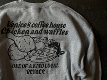 画像をギャラリービューアに読み込む, VENICE8 COFFEE HOUSE® "CHICKEN AND WAFFLES" SWEATSHIRT SOUVENIR PRODUCTS