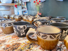 画像をギャラリービューアに読み込む, 沖縄・読谷村 工房十鶴 (jikkaku) × VENICE8 COFFEE HOUSE 別注 やちむん マグカップ