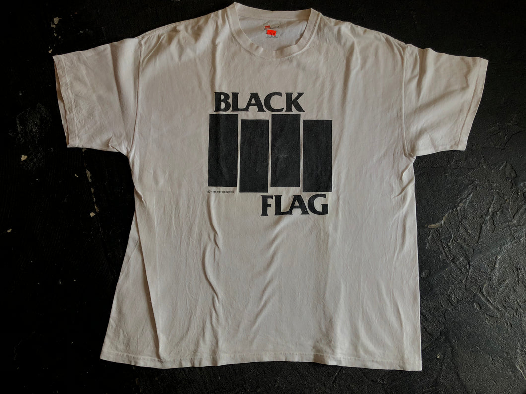 BLACK FLAG ©1985 T-SHIRT (ブラックフラッグ・T-SHIRT）